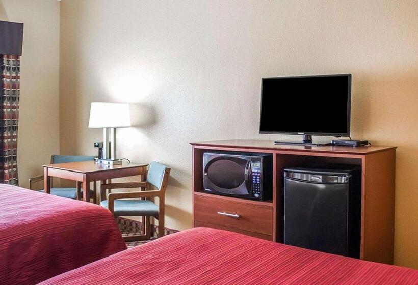 בית מלון כפרי Quality Inn Manitowoc