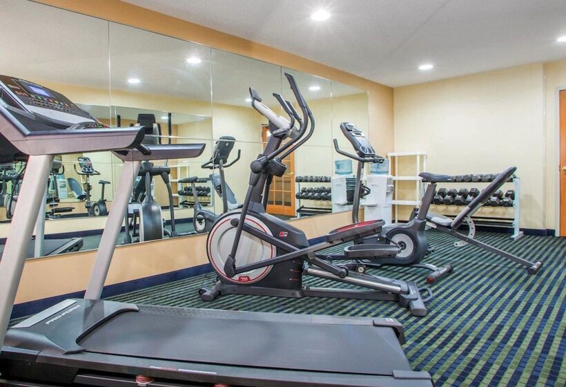 فندق Quality Inn Ottawa Near Starved Rock State Park