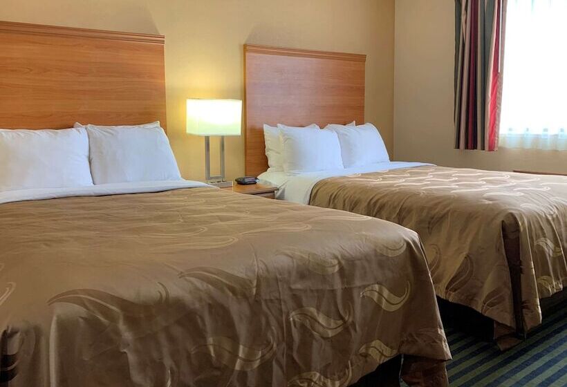 فندق Quality Inn Ottawa Near Starved Rock State Park
