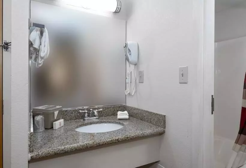 Otel Red Roof Inn Clifton Park