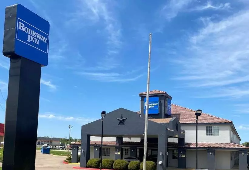 Отель Rodeway Inn