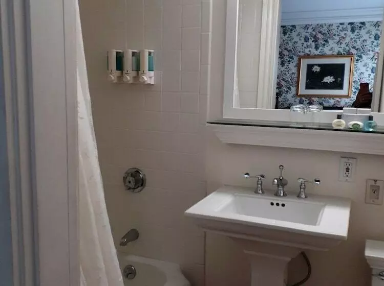 ホテル The Colony