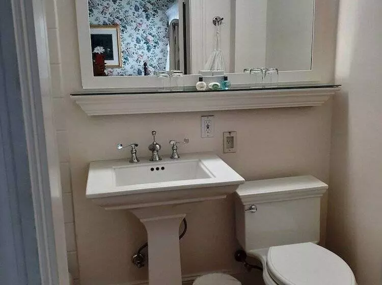 ホテル The Colony