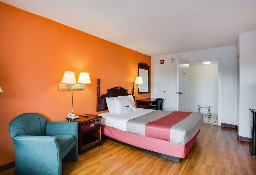 Motel 6white House, Tn