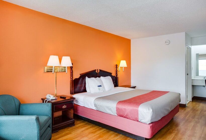 Motel 6white House, Tn