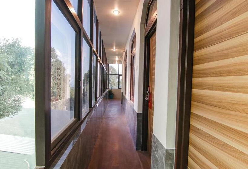 הוסטל Fabhotel Vijay Palace