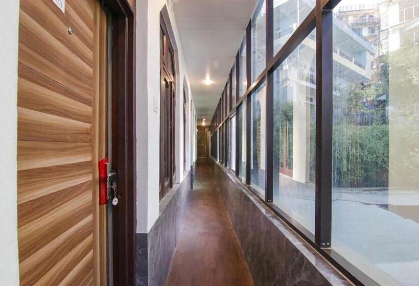 הוסטל Fabhotel Vijay Palace