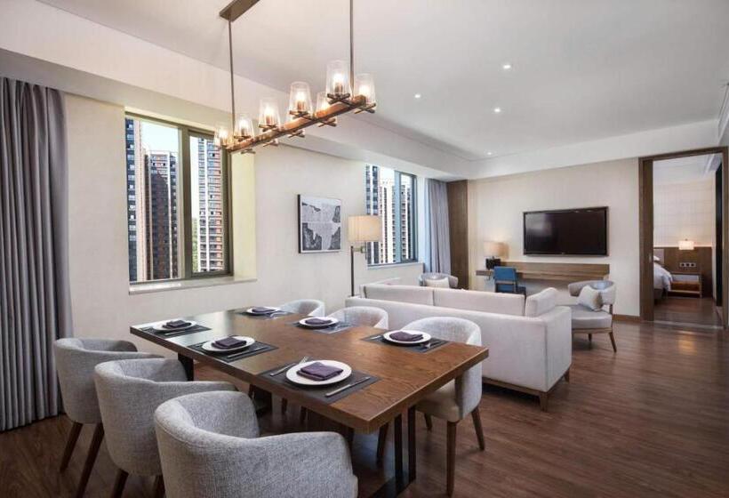 فندق Ramada By Wyndham Baoji Jintai