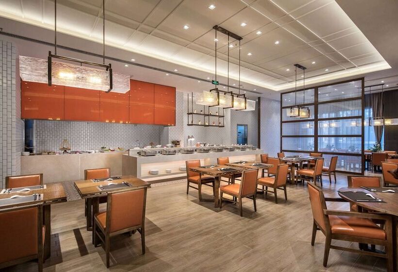 فندق Ramada By Wyndham Baoji Jintai