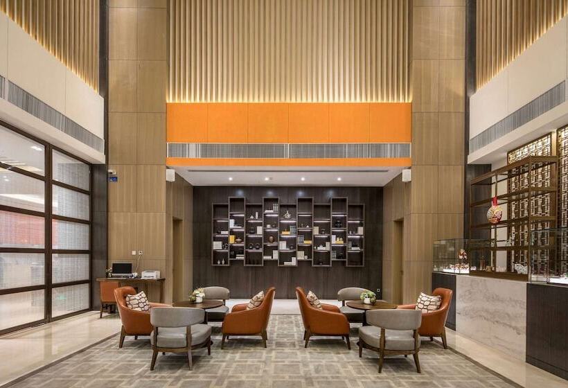 فندق Ramada By Wyndham Baoji Jintai