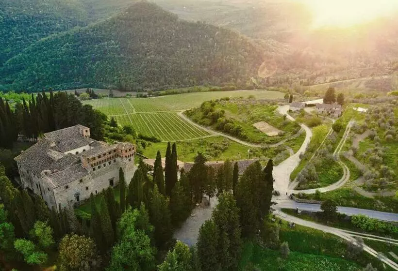 هتل Castello Del Trebbio