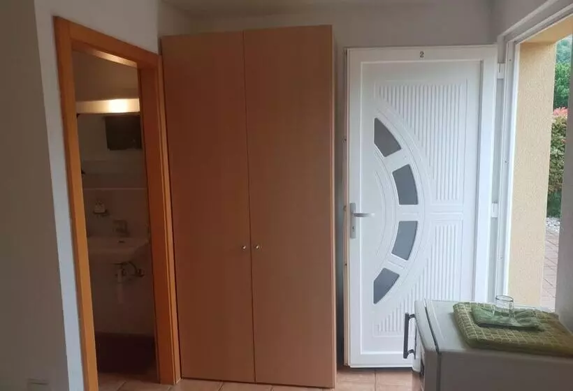 Hotelli Gite La Cigale Lit En Dortoir