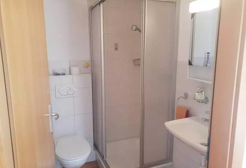 Hotelli Gite La Cigale Lit En Dortoir