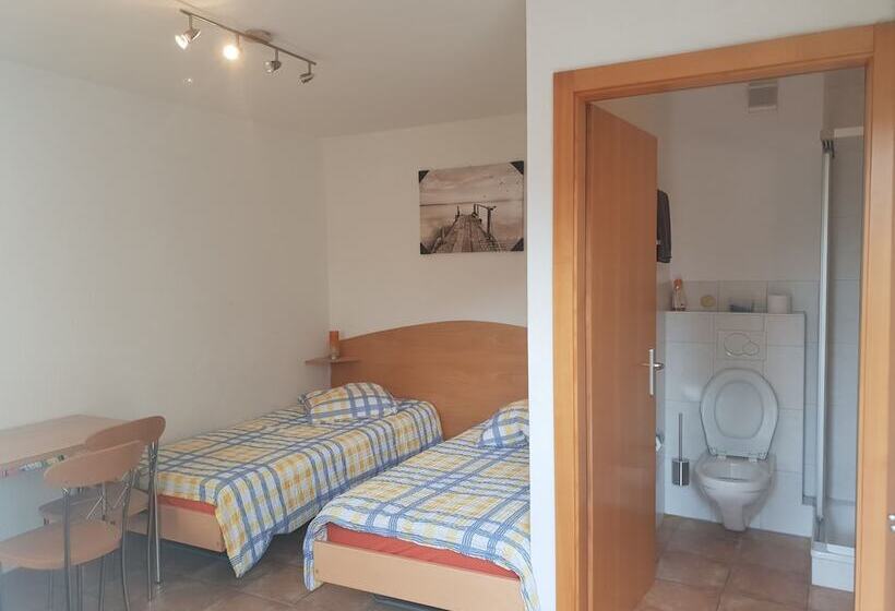 בית מלון כפרי Gite La Cigale Lit En Dortoir