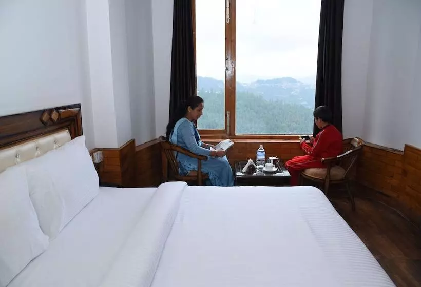 هتل Taj View