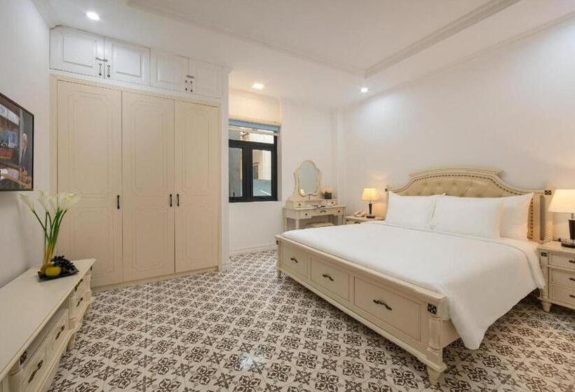 Libra Hotel Residence