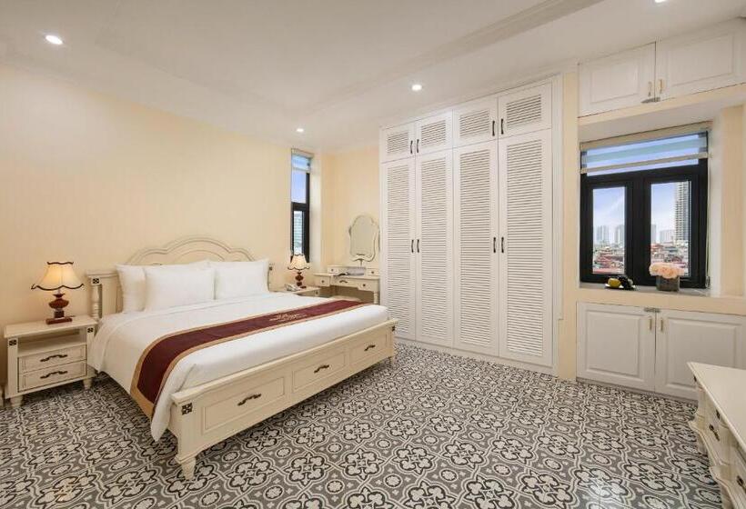 Libra Hotel Residence