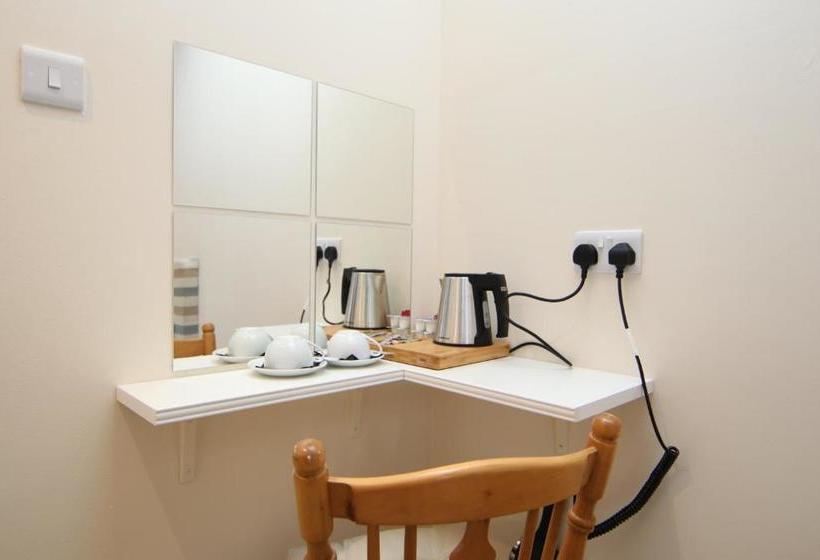 פנסיון Lough Derg House & The Lake Cafe