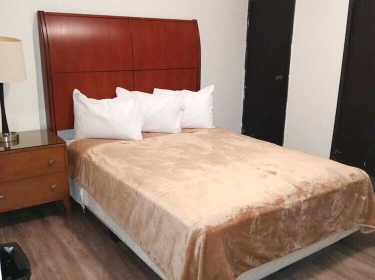 בית מלון כפרי Misión Plaza Mexicali