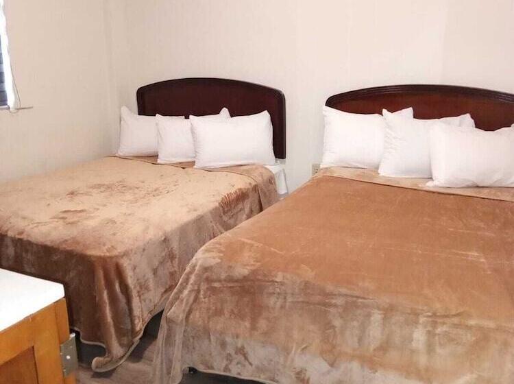 בית מלון כפרי Misión Plaza Mexicali