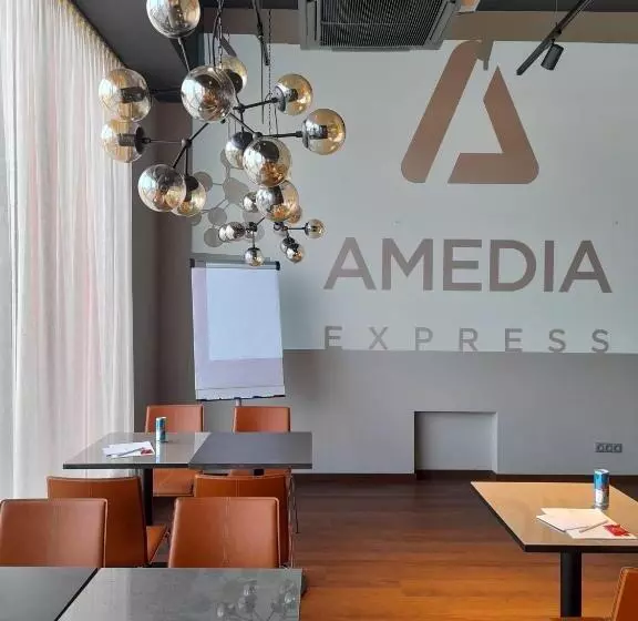 Hotelli Amedia Express Graz Airport, Trademark Collection By Wyndham