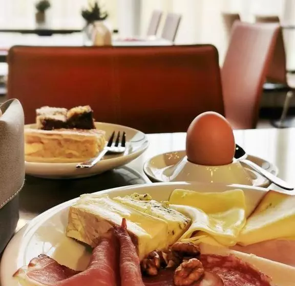 Hotelli Amedia Express Graz Airport, Trademark Collection By Wyndham