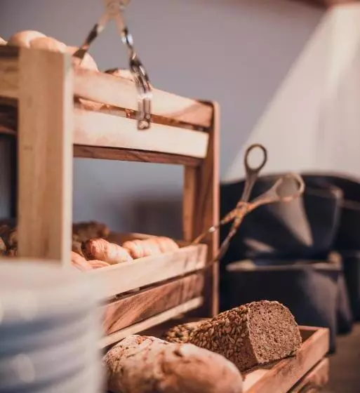 Hotelli Amedia Express Graz Airport, Trademark Collection By Wyndham