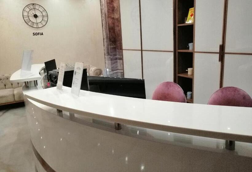 هتل Allure Beach Resort Apart