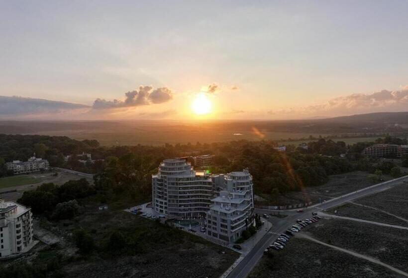 هتل Allure Beach Resort Apart