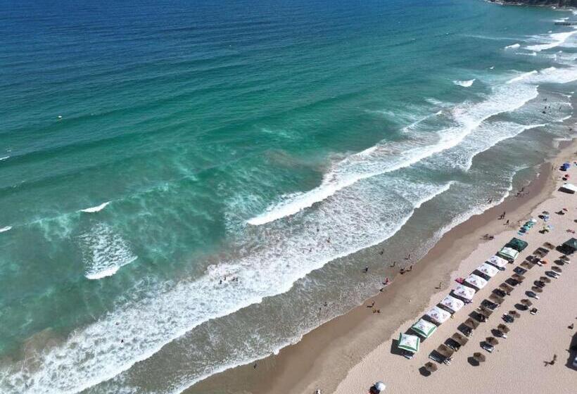 هتل Allure Beach Resort Apart