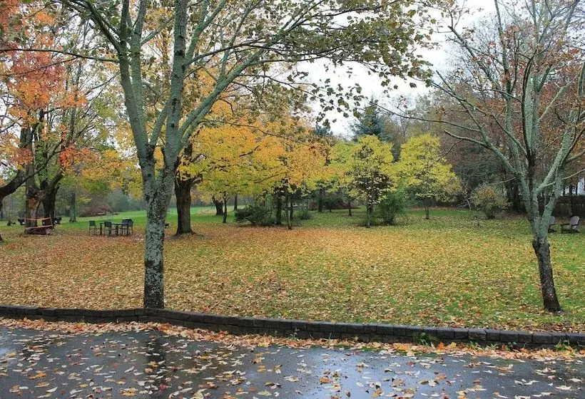 Hotelli Antigonish Victorian Inn