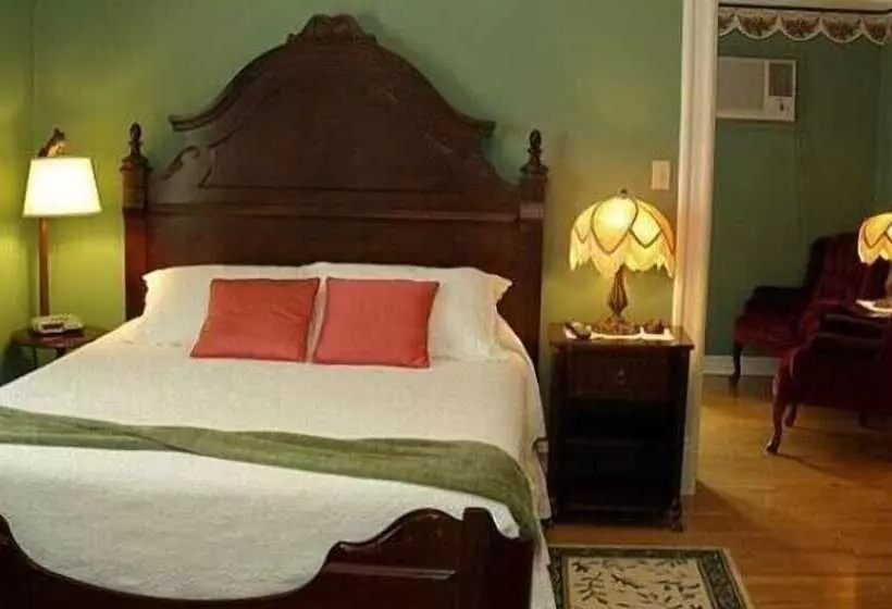 Hotelli Antigonish Victorian Inn