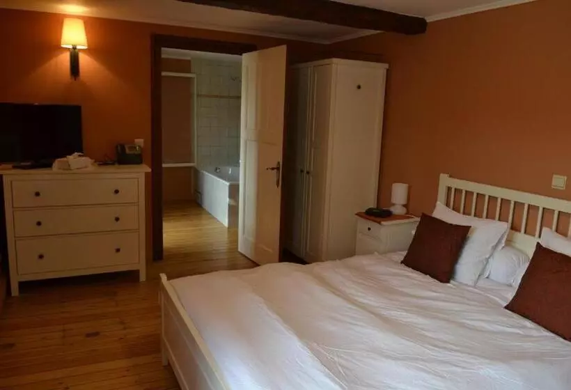 هتل Auberge De Bouvignes