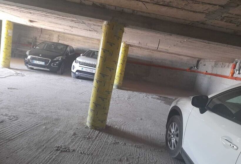 Отель Esmerald Ksamil