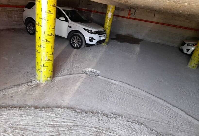 Отель Esmerald Ksamil