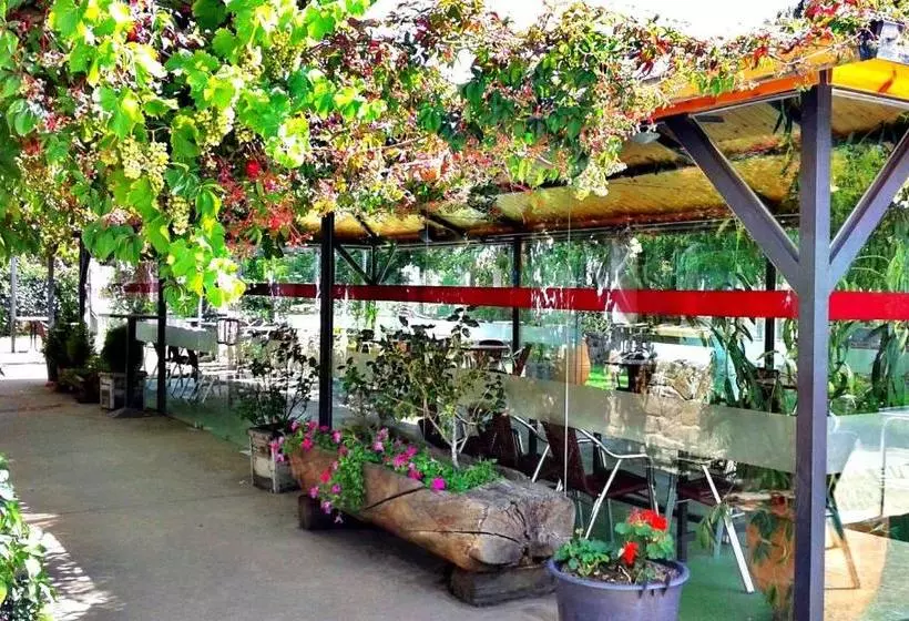 پانسیون Entrerrobles