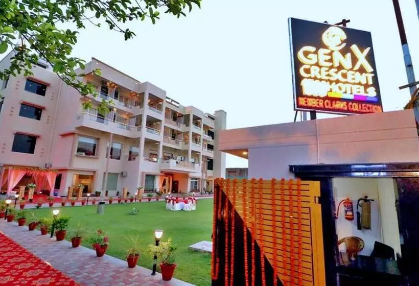 هتل Genx Crescent Lucknow