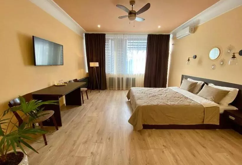 هتل Marco Polo, Cahul