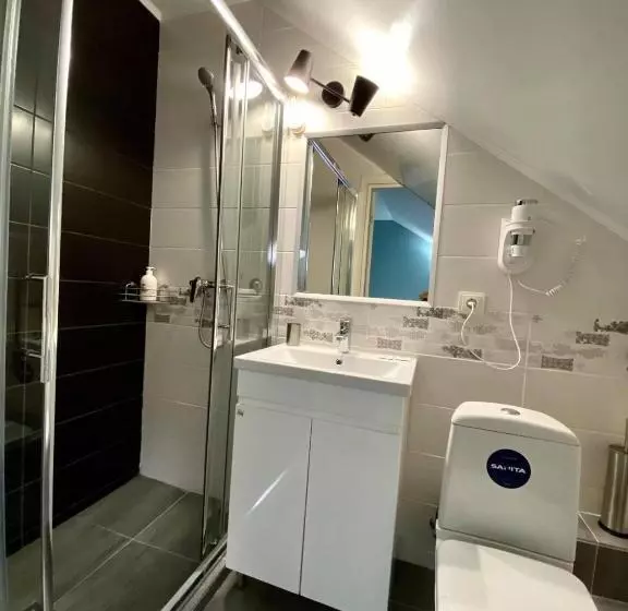 هتل Marco Polo, Cahul