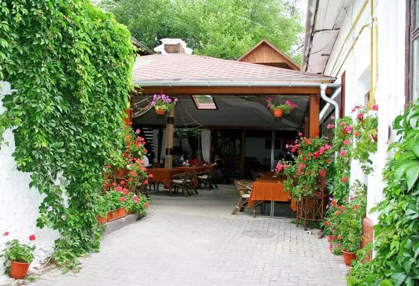 هتل Marco Polo, Cahul