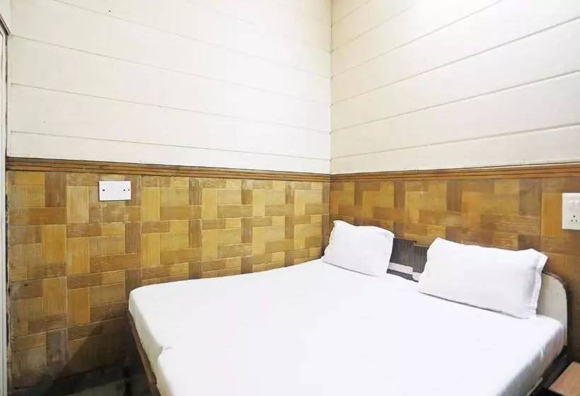 Hotelli Spot On 37452 Kataria Guest House