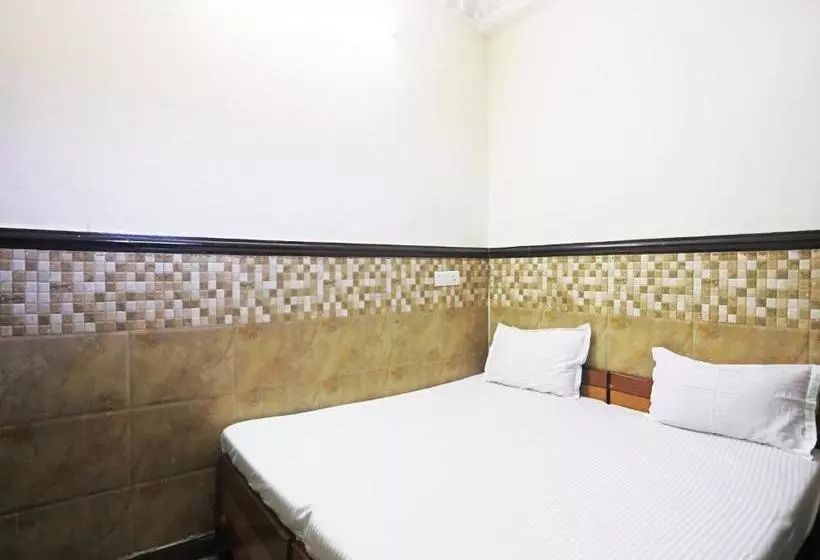 Hotelli Spot On 37452 Kataria Guest House