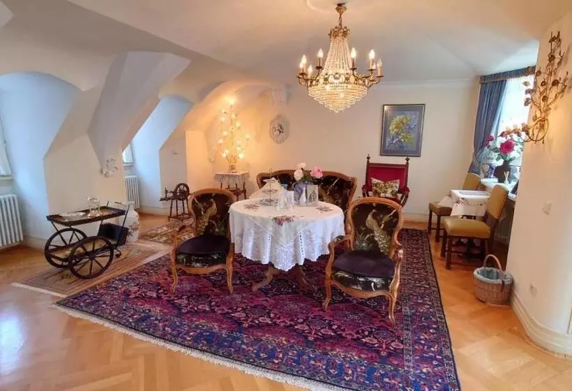 Hotelli Zum Riesen   älteste Fürstenherberge Deutschlands