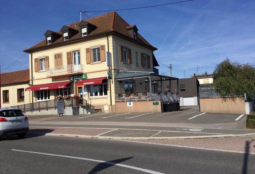 ホテル Hôtel Restaurant Au Coucou