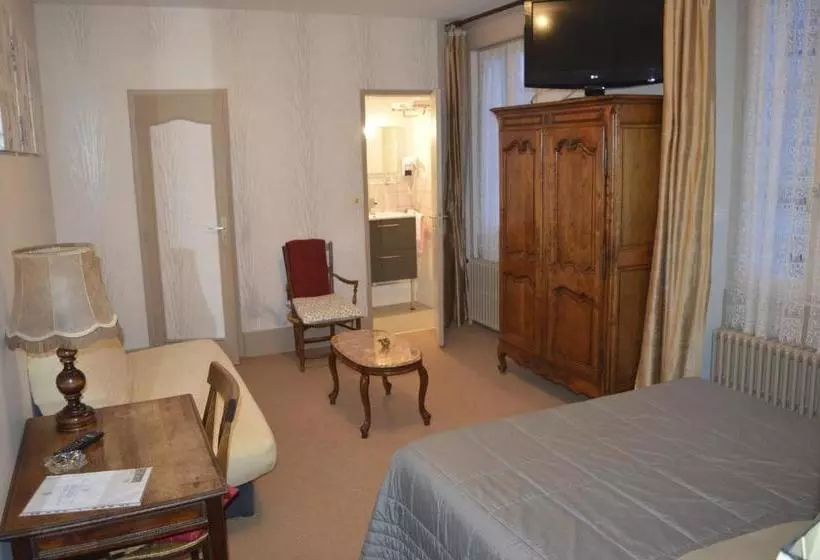 Hotelli Logis Hôtel Le Cor D Argent