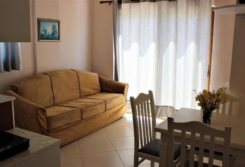 Oleva Studio S & Apartment