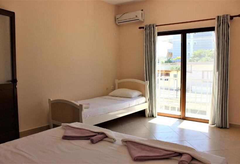 Oleva Studio S & Apartment