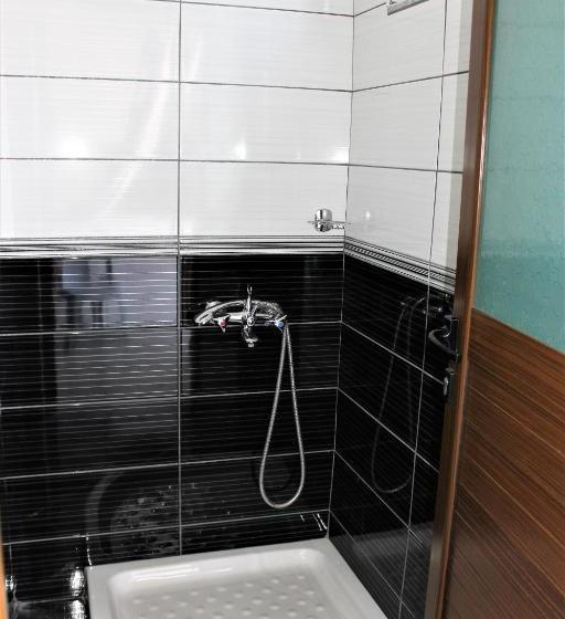 Oleva Studio S & Apartment