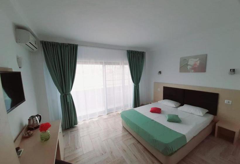 Pensionat Ryanna Beach Pe Plaja Belona