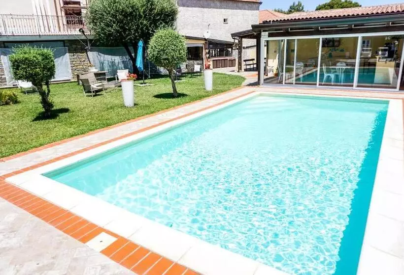 Aamiaismajoitus (B&B) A' Villetta